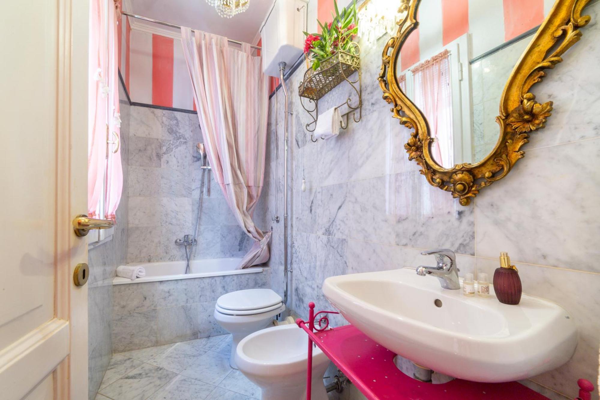Bibi Boutique Arezzo Living Suite Rosafragola & Verdeconiglio Luaran gambar